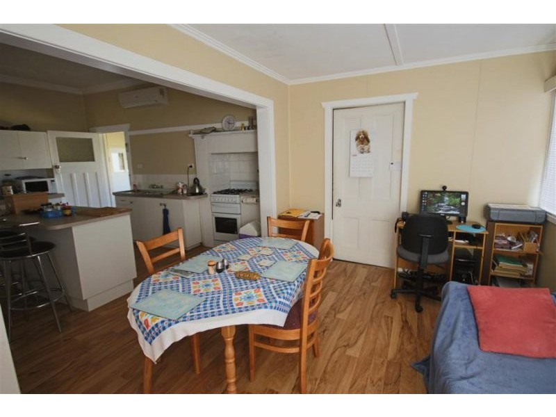 97 Bulwer Street, Tenterfield NSW 2372