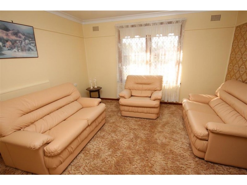 121 Naas Street, Tenterfield NSW 2372