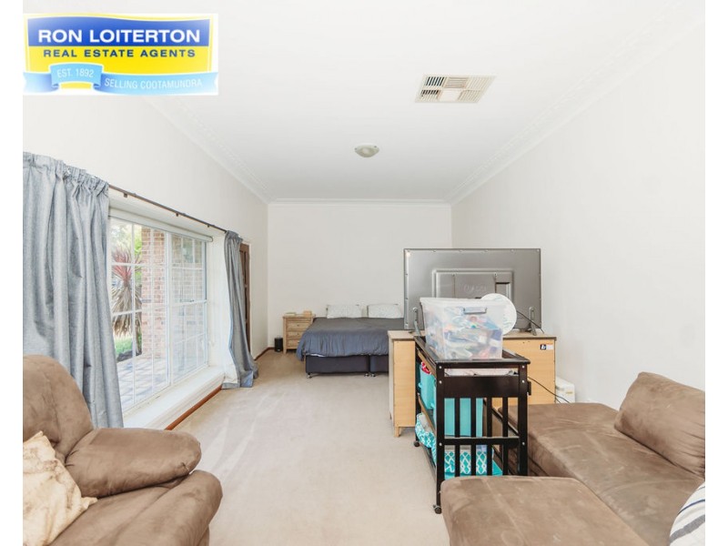 43 Thompson St, Cootamundra NSW 2590