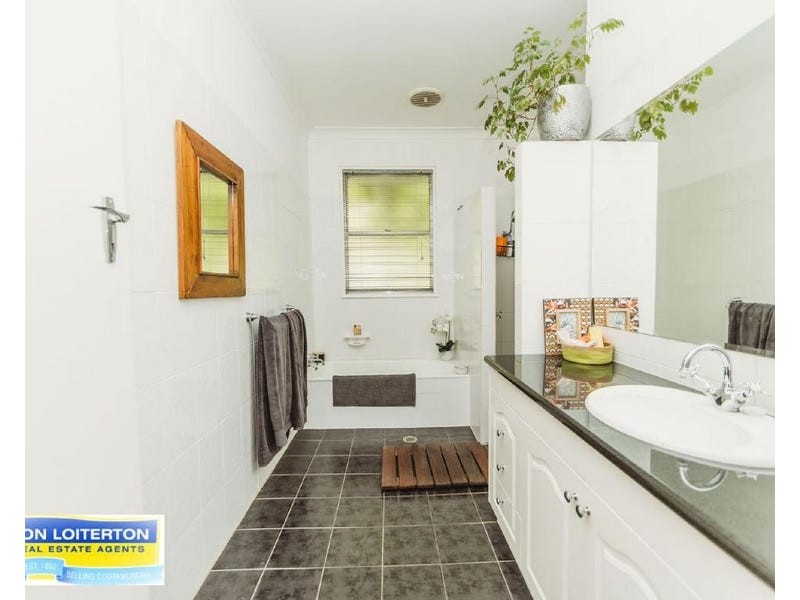 73 Centenary Ave, Cootamundra NSW 2590