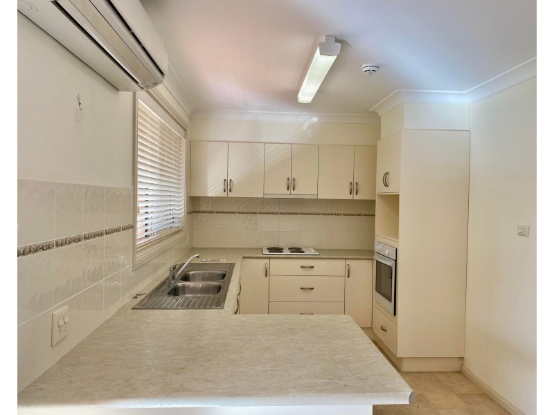 121 MacKay St, Cootamundra NSW 2590