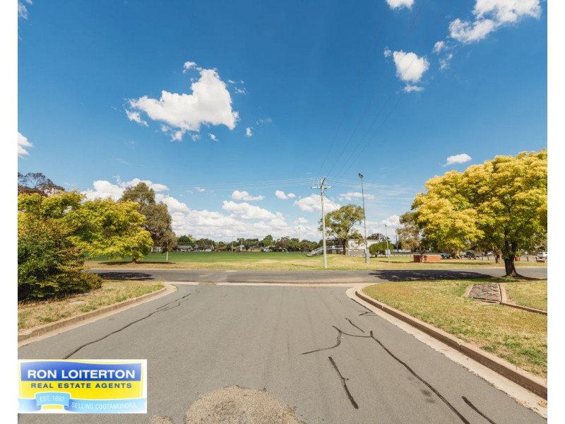 27 Hemet Cres, Cootamundra NSW 2590