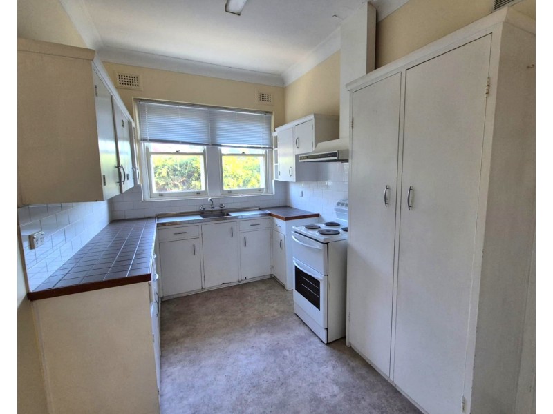 69 Crown St, Cootamundra NSW 2590