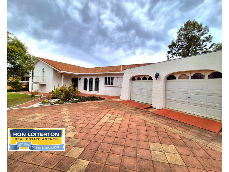 66 Cowcumbla St, Cootamundra NSW 2590