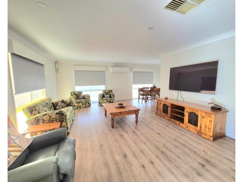 17 Harold Conkey Ave, Cootamundra NSW 2590