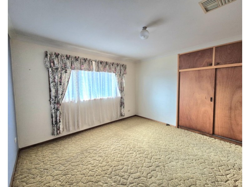 54 Poole St, Cootamundra NSW 2590