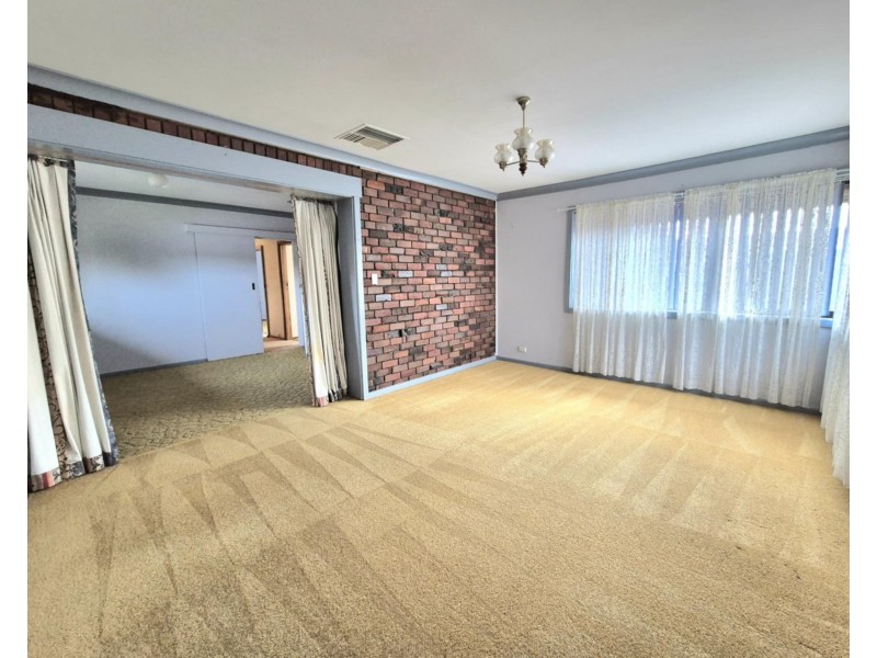 54 Poole St, Cootamundra NSW 2590