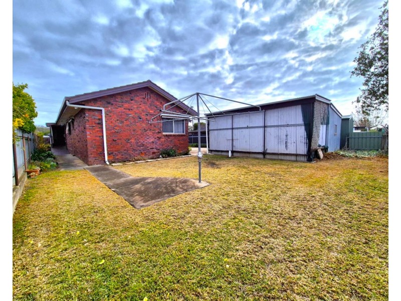 54 Poole St, Cootamundra NSW 2590