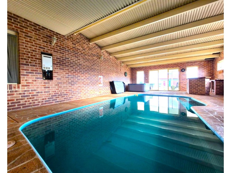 54 Hurley St, Cootamundra NSW 2590