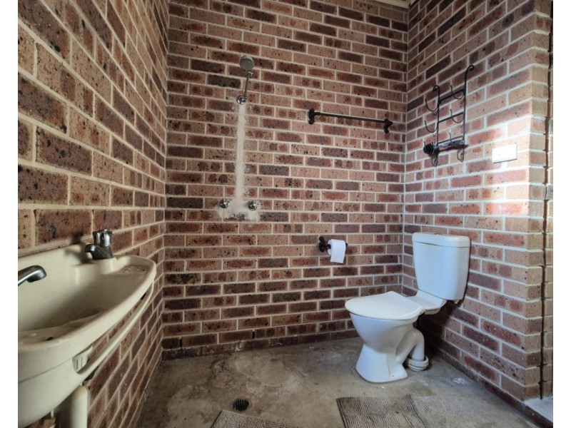 54 Hurley St, Cootamundra NSW 2590