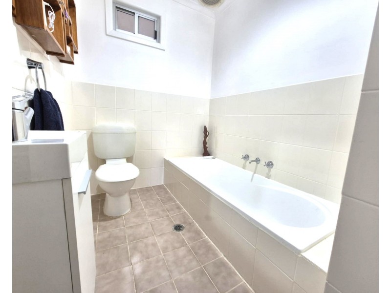 193 Thompson St, Cootamundra NSW 2590