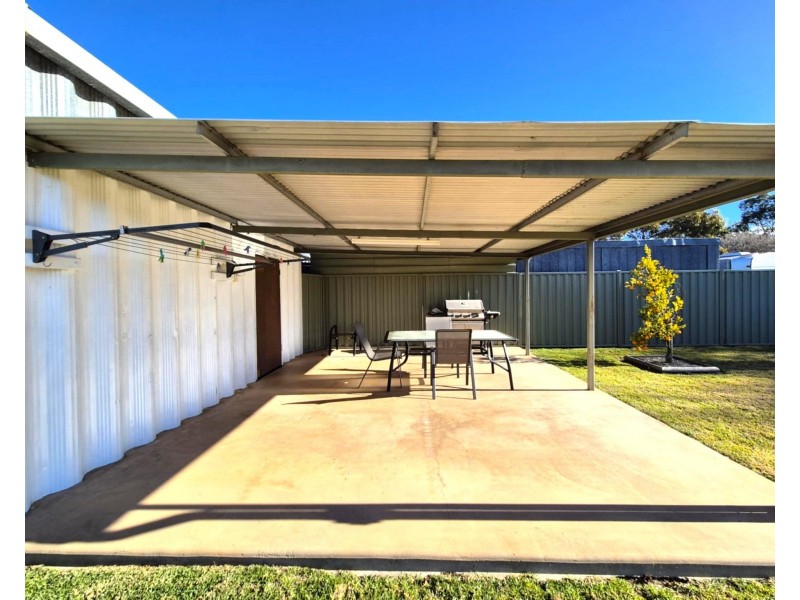 193 Thompson St, Cootamundra NSW 2590
