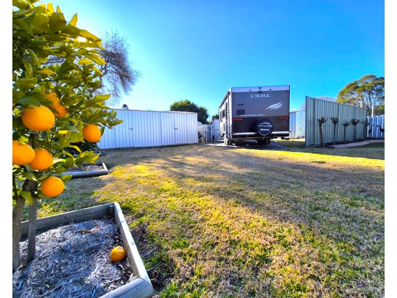 193 Thompson St, Cootamundra NSW 2590