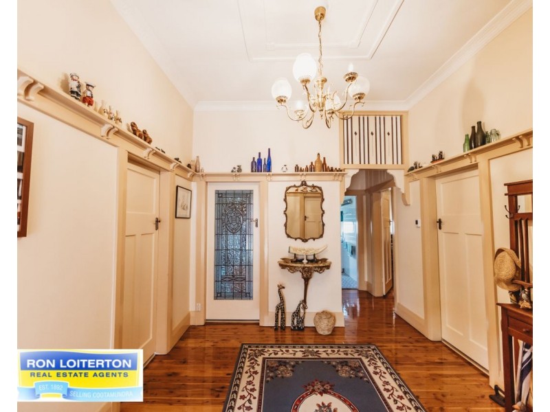 88 Sutton St, Cootamundra NSW 2590