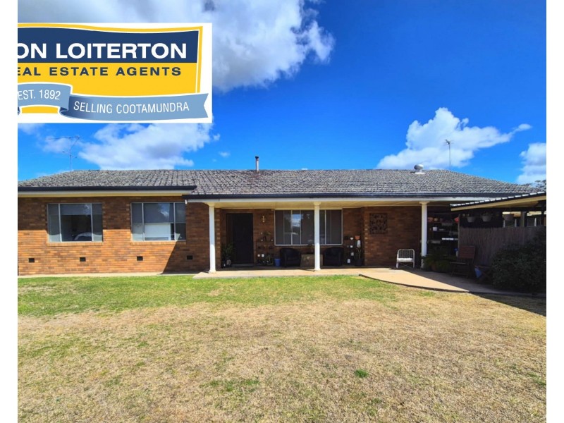 6 Albert St, Cootamundra NSW 2590