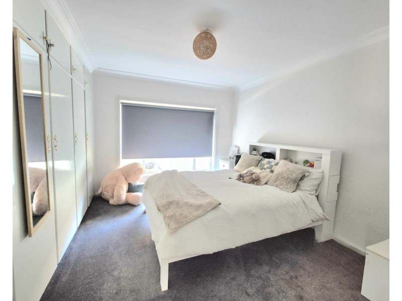 6 Albert St, Cootamundra NSW 2590