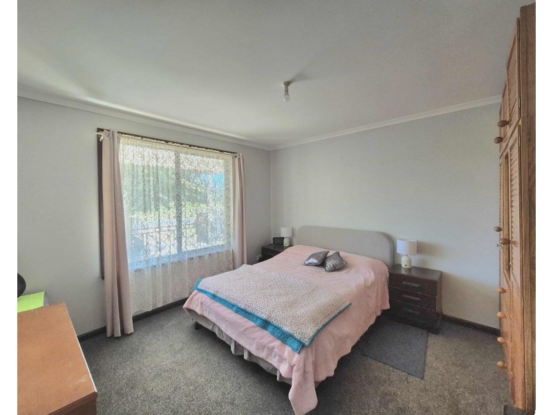 84 Hibernia St, Stockinbingal NSW 2725