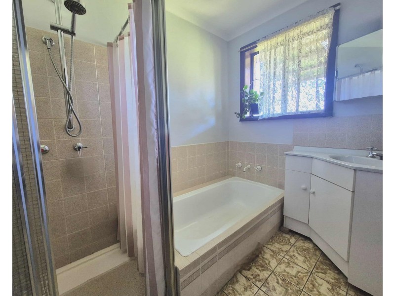 84 Hibernia St, Stockinbingal NSW 2725