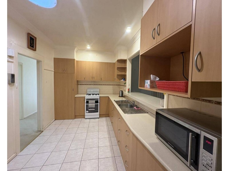 74 MacKay St, Cootamundra NSW 2590
