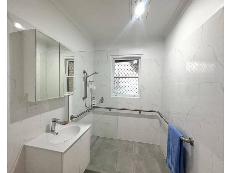 74 MacKay St, Cootamundra NSW 2590