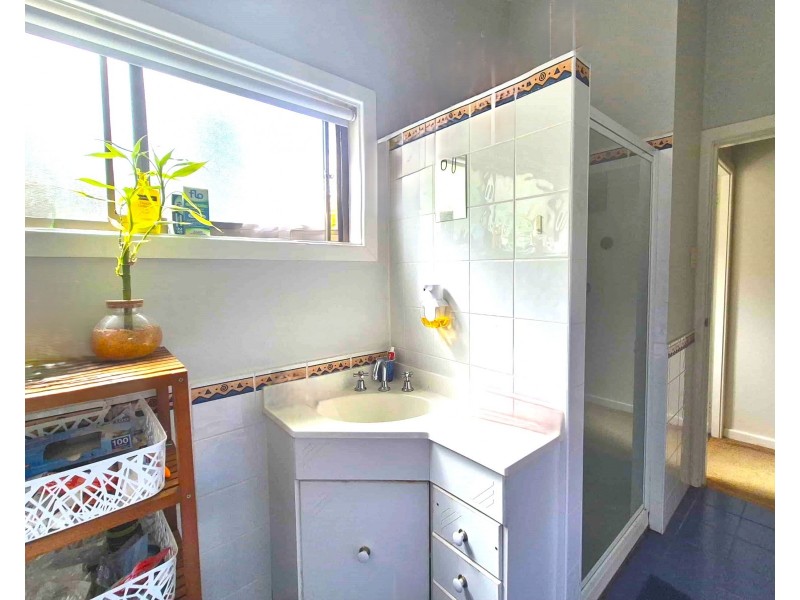 56 Cowcumbla St, Cootamundra NSW 2590