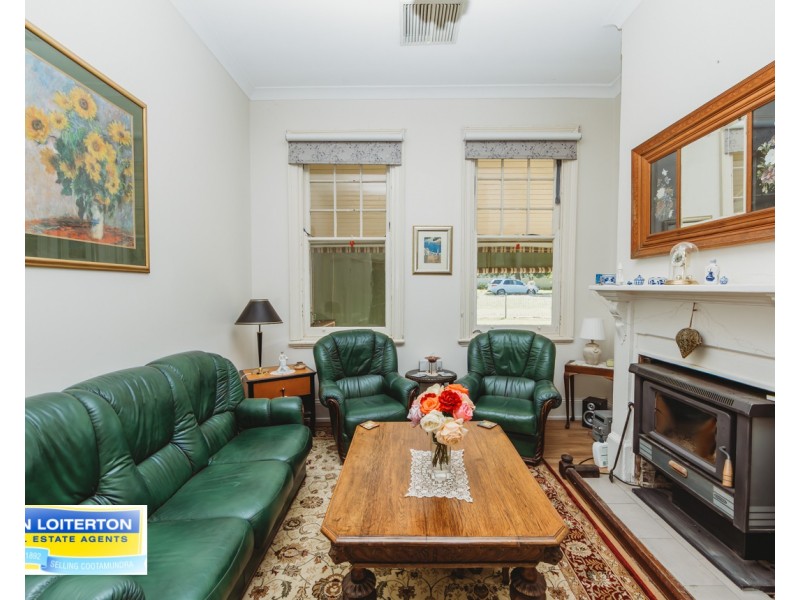 13 Queen St, Wallendbeen NSW 2588