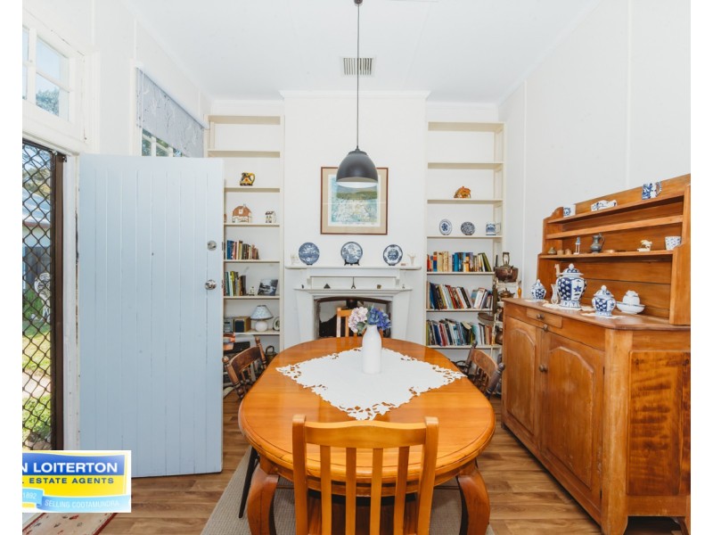 13 Queen St, Wallendbeen NSW 2588