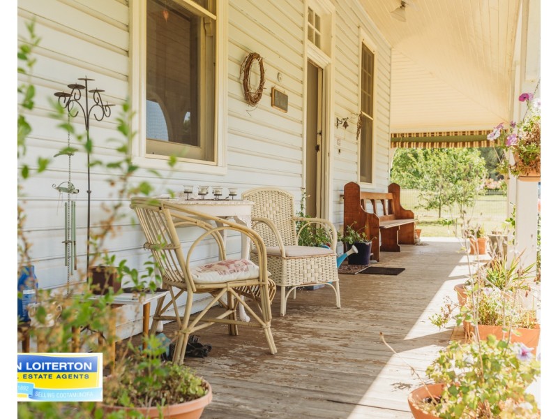 13 Queen St, Wallendbeen NSW 2588