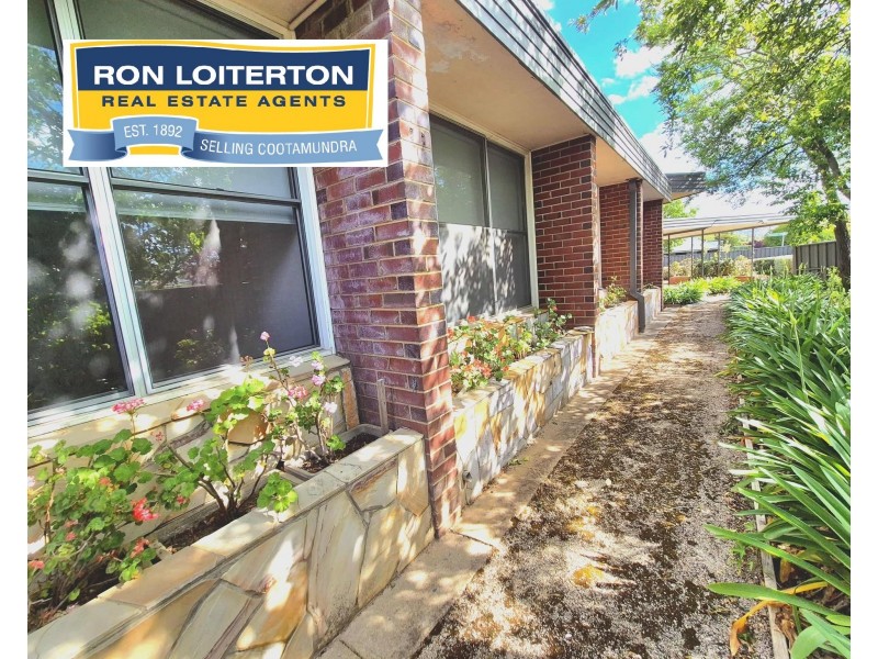 98 Thompson St, Cootamundra NSW 2590