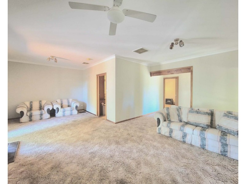 6 Kirley Pl, Cootamundra NSW 2590