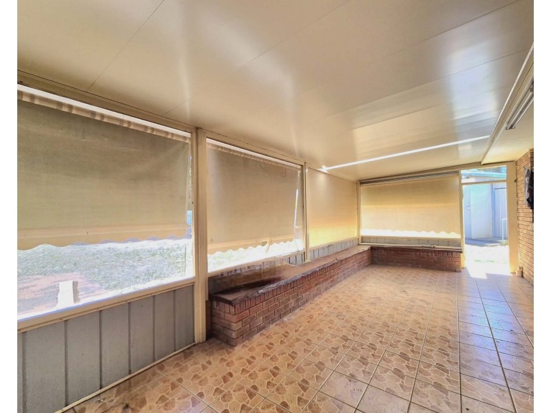 6 Kirley Pl, Cootamundra NSW 2590