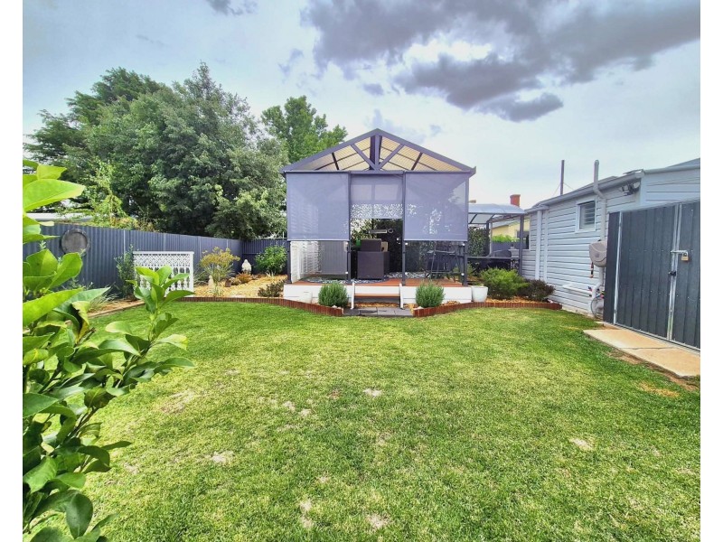 35 Sutton St, Cootamundra NSW 2590