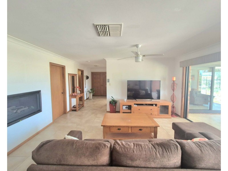 43 Harold Conkey Ave, Cootamundra NSW 2590