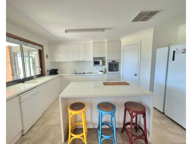 43 Harold Conkey Ave, Cootamundra NSW 2590