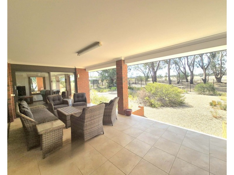 43 Harold Conkey Ave, Cootamundra NSW 2590