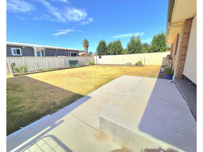 31 Harold Conkey Ave, Cootamundra NSW 2590