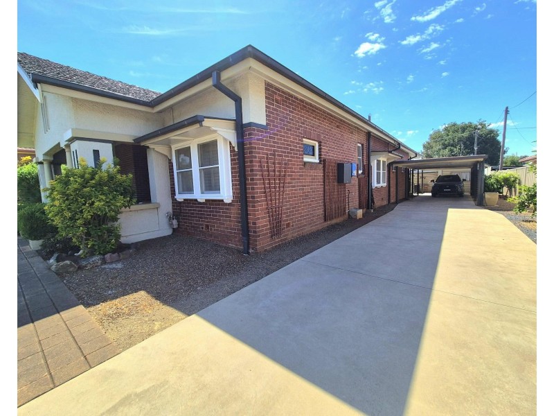 82 Sutton St, Cootamundra NSW 2590