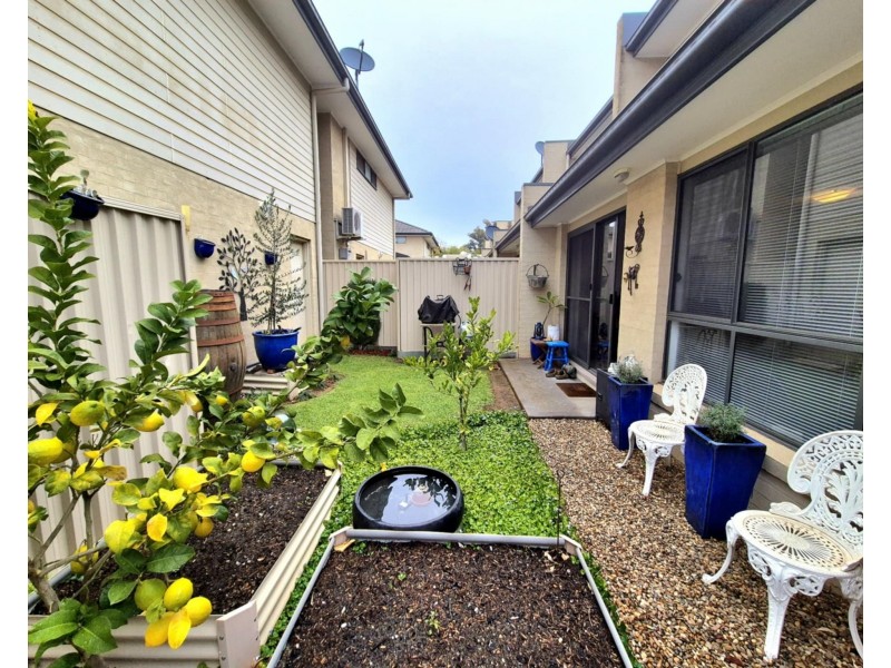 1/322 Parker St, Cootamundra NSW 2590