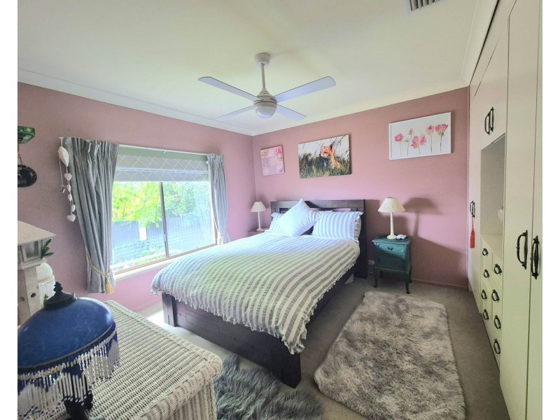 11 Hemet Cres, Cootamundra NSW 2590