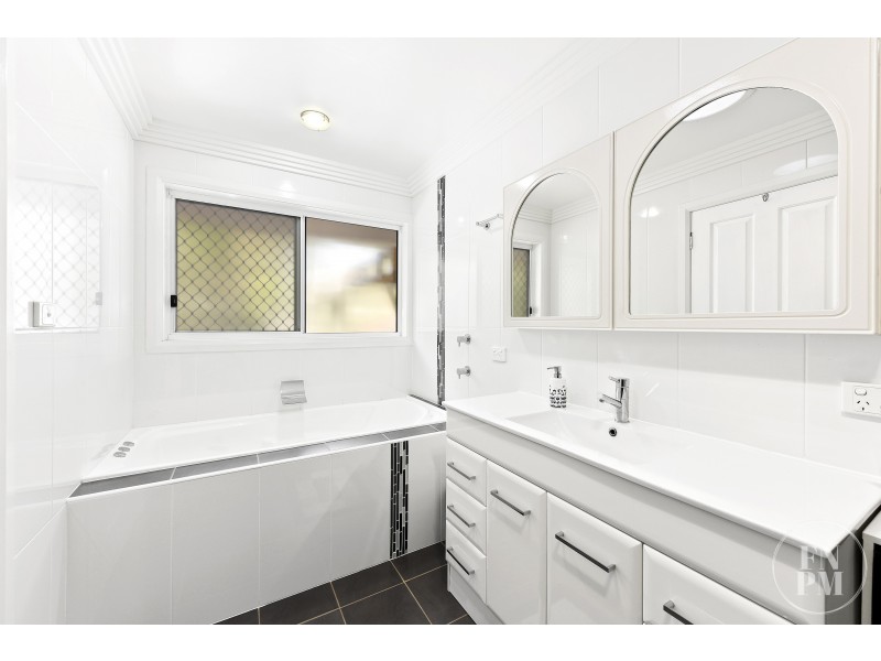 34 Wiruna Road, Port Macquarie NSW 2444