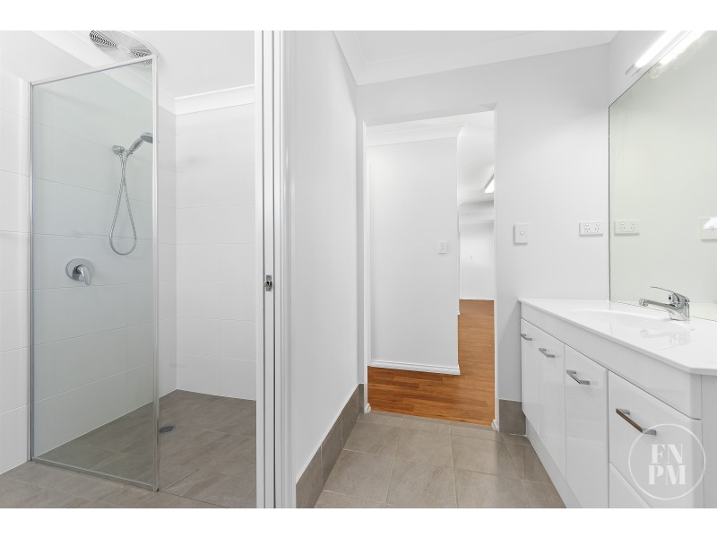 1/27 Grassmere Way, Port Macquarie NSW 2444