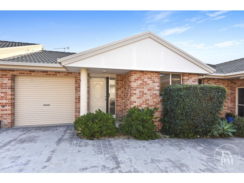 2/4 Merrymen Way, Port Macquarie NSW 2444