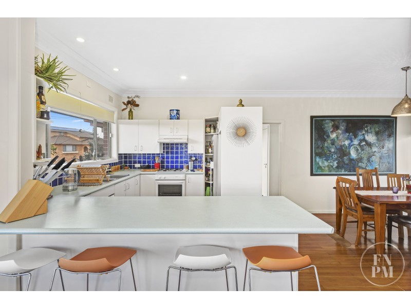 1 Marsden Crescent, Port Macquarie NSW 2444