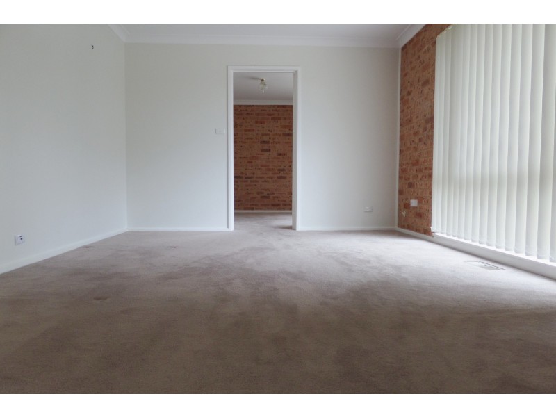 2/20 Blackall Avenue, Queanbeyan NSW 2620