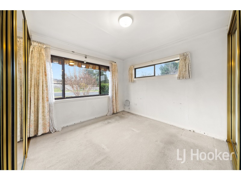 5 Ingleside Road, Karabar NSW 2620