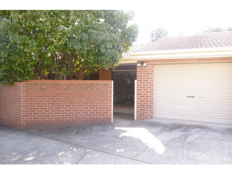 7/28 Mowatt Street, Queanbeyan NSW 2620
