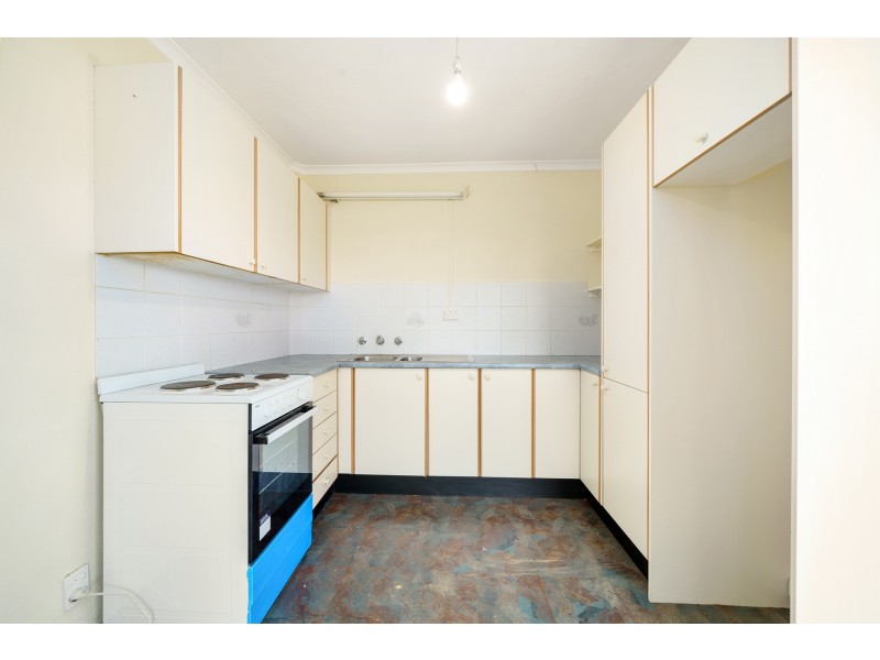 18/104 Henderson Road, Crestwood NSW 2620