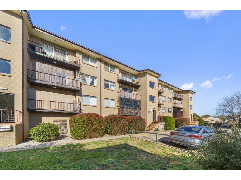 18/104 Henderson Road, Crestwood NSW 2620