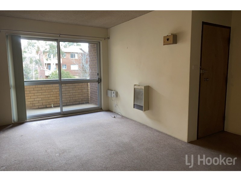 11/30 Trinculo Place, Queanbeyan NSW 2620