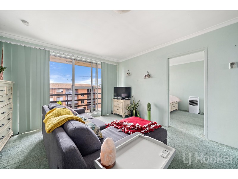9/102 Henderson Road, Crestwood NSW 2620